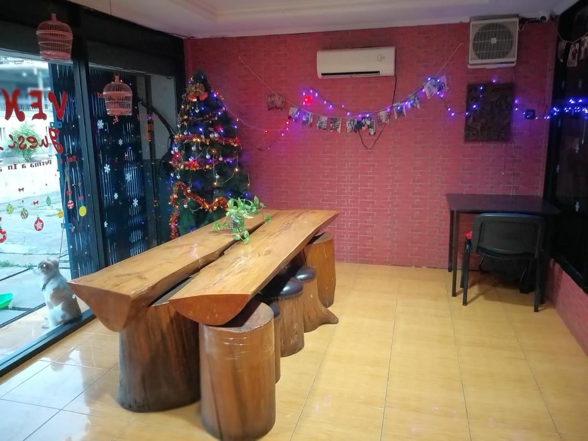 Venice Guest House Redpartner Джакарта Екстер'єр фото